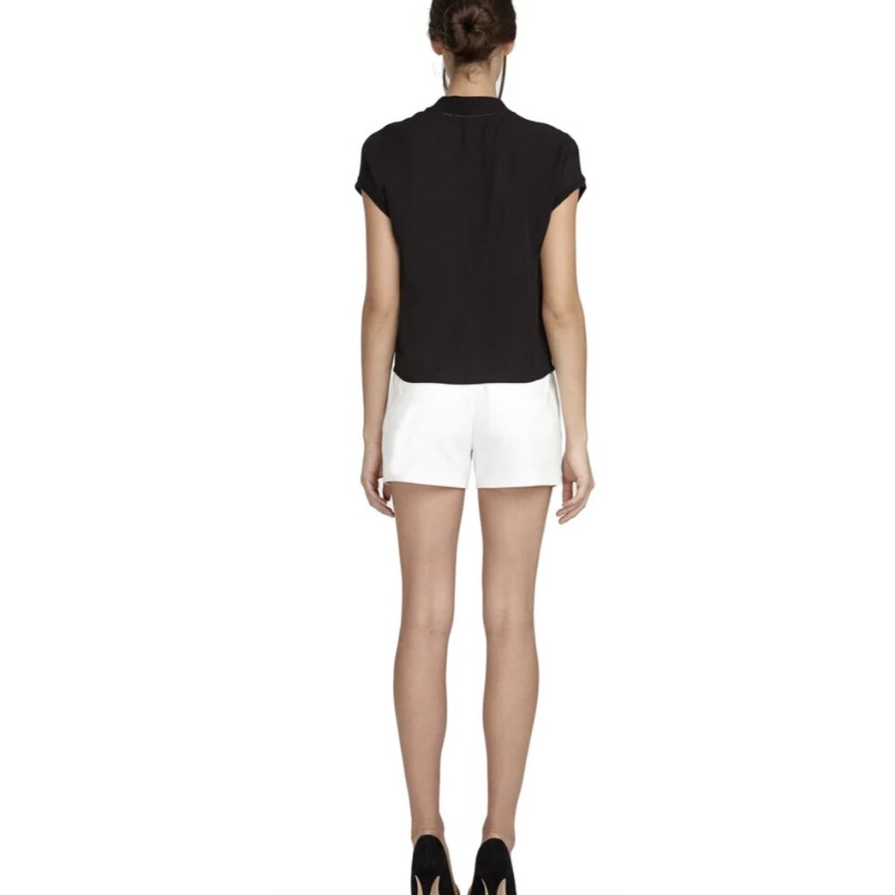 ALICE + OLIVIA Cady Metallic White Linen Blend Cuff Shorts - Size 30 Inch Waist - Picture 2 of 13